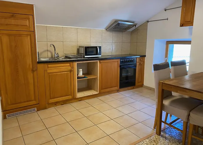 Appartement Quiet 2 Bedroom *