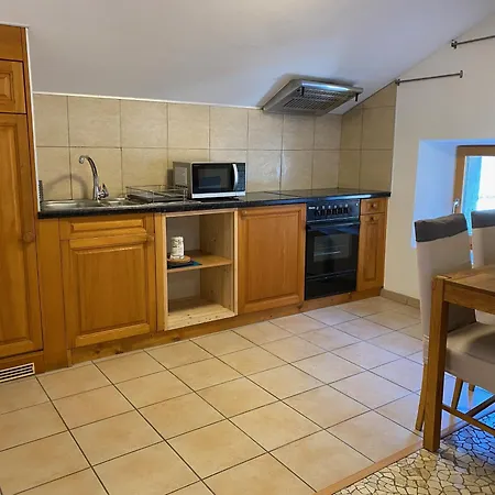 Διαμέρισμα Quiet 2 Bedroom *
