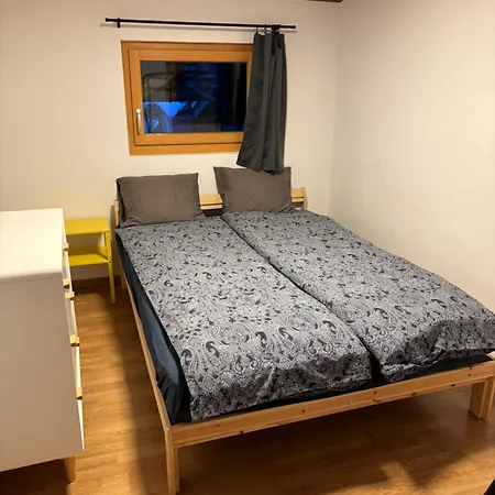 Διαμέρισμα Quiet 2 Bedroom *